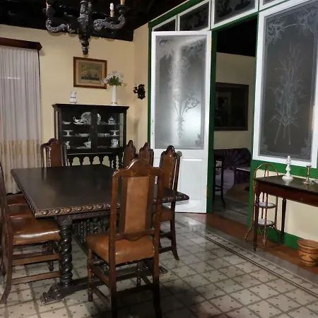 San Antonio Villa *